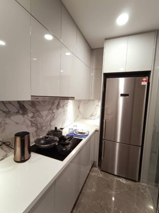 Platinum Suite 2 New Kl Cbd New Luxury Condo With Best Infinity View To Klcc Twin Towers Pool Kuala Lumpur Exterior foto